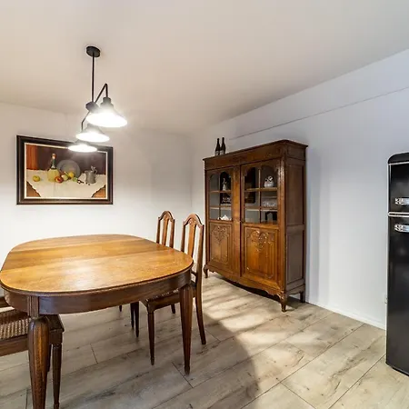 Roofs Of The Old Апартаменты Таллин