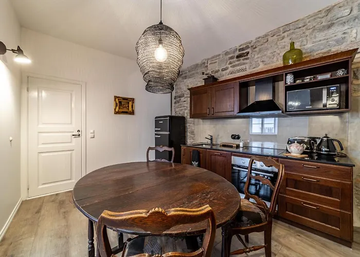 Lägenhet Roofs Of The Old