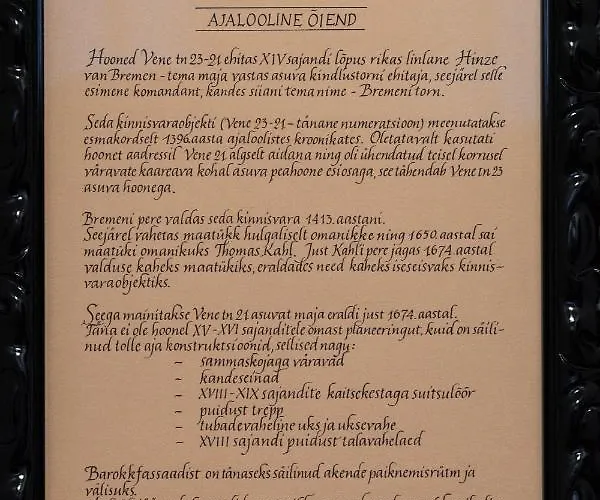 Roofs Of The Old Lägenhet *